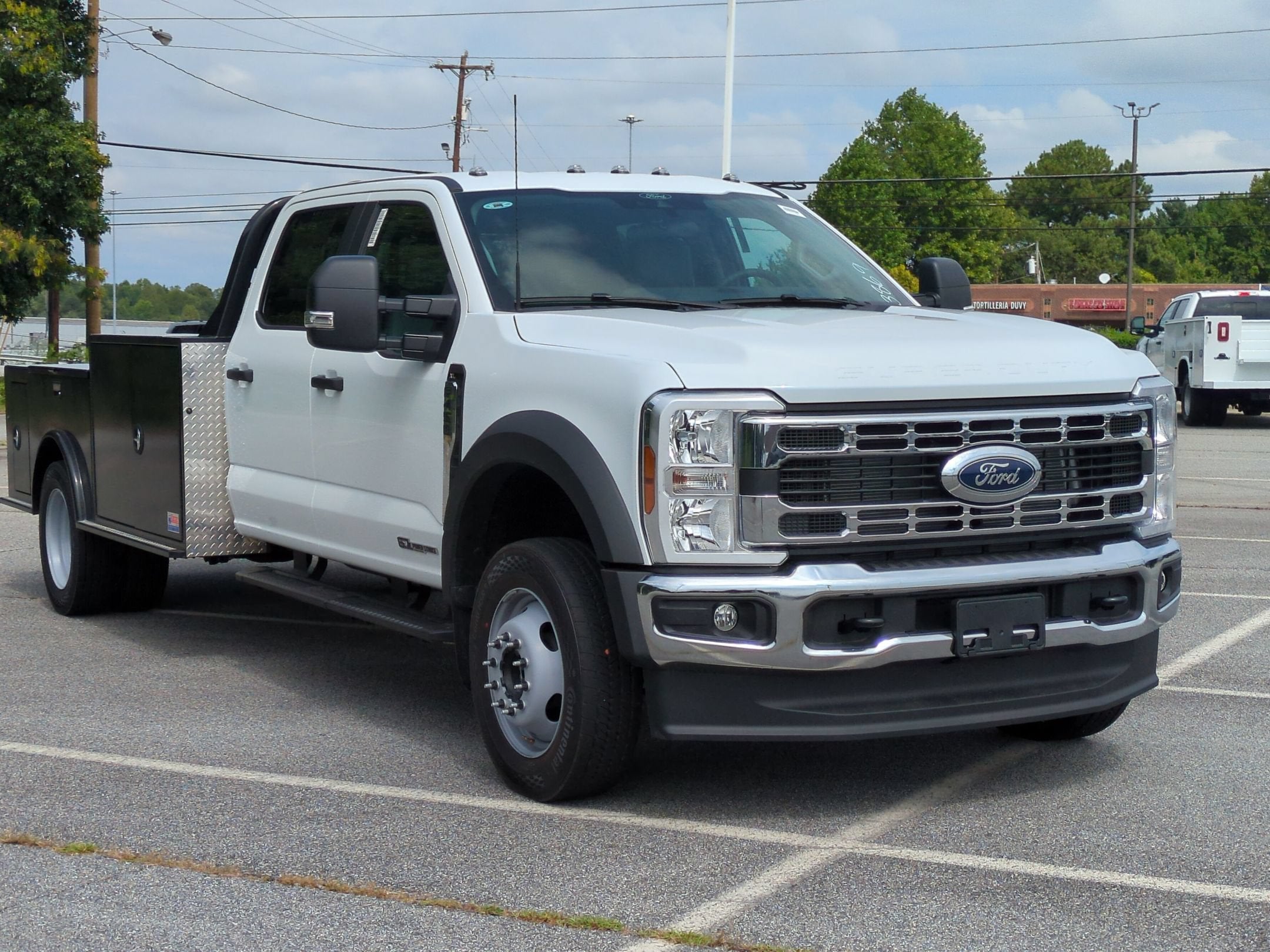 2026 Ford Super Duty F-450 DRW XL
