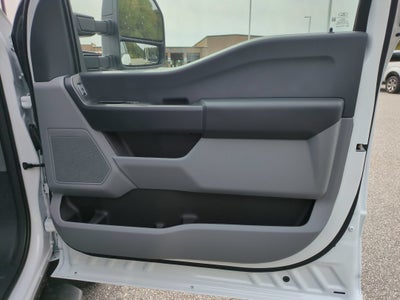 2027 Ford Super Duty F-450 DRW XL