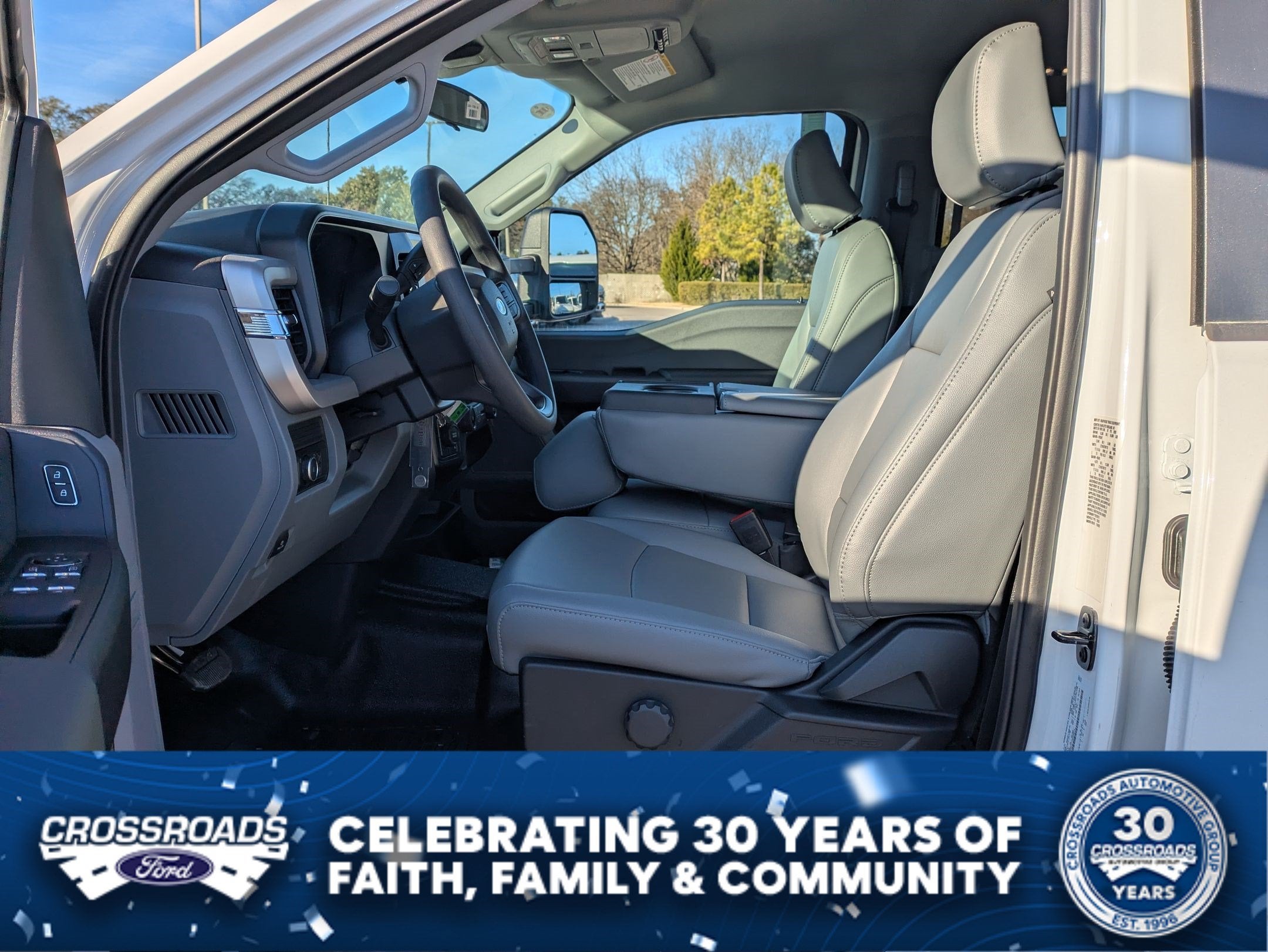 2026 Ford Super Duty F-350 DRW XL