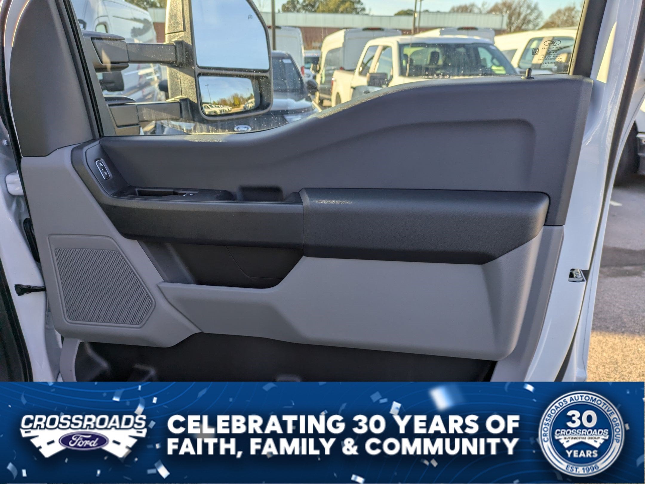 2026 Ford Super Duty F-350 DRW XL