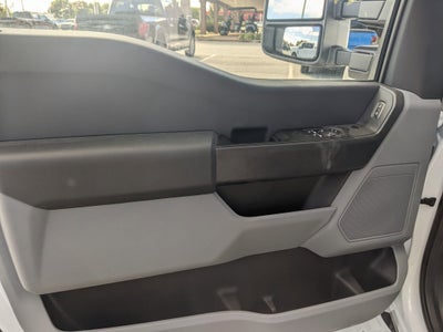 2025 Ford Super Duty F-550 DRW XL