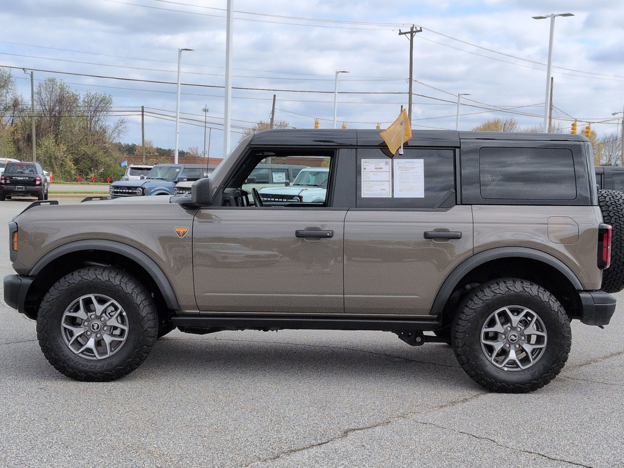 2025 Ford Bronco Badlands