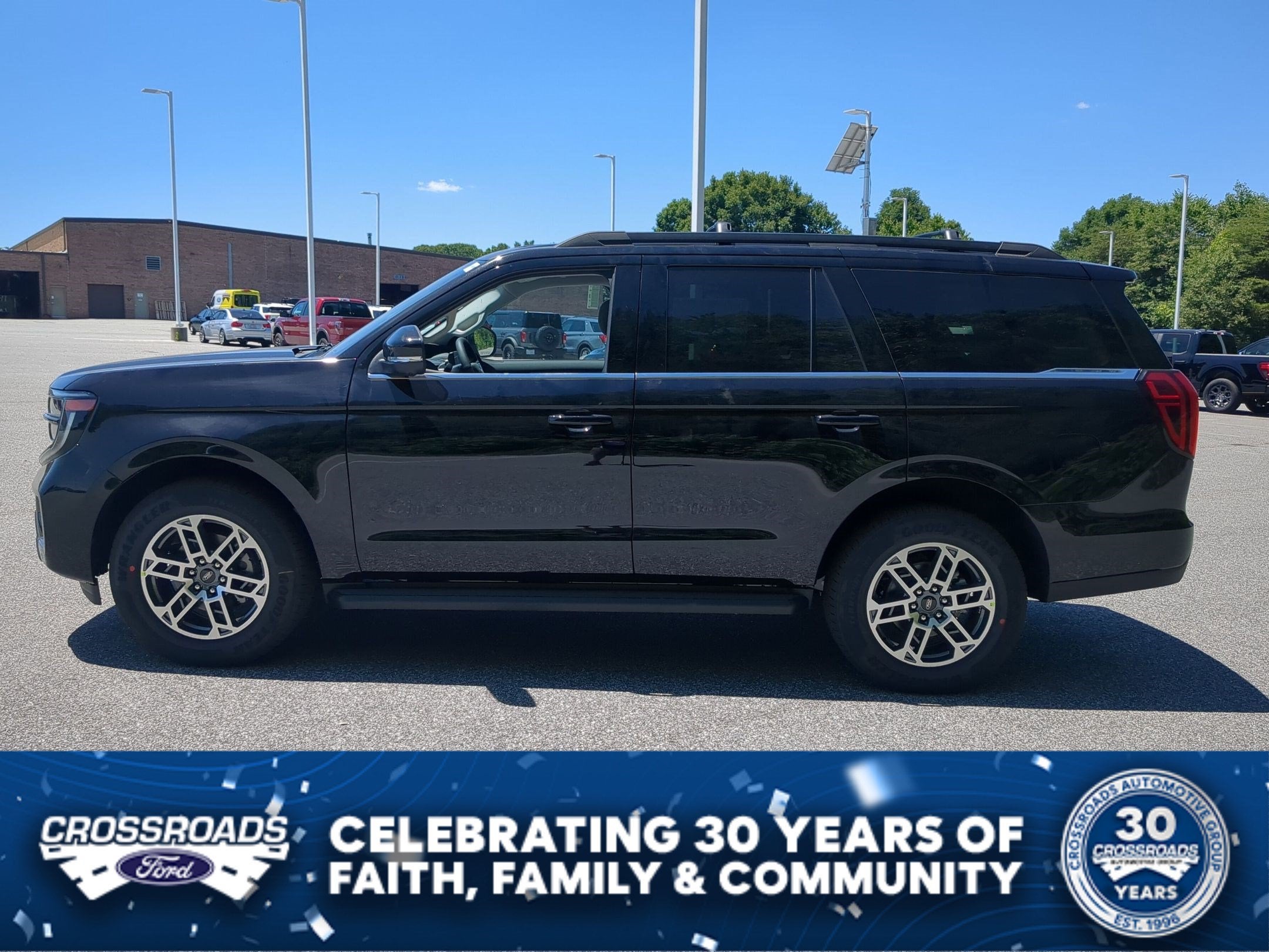 2026 Ford Expedition Active