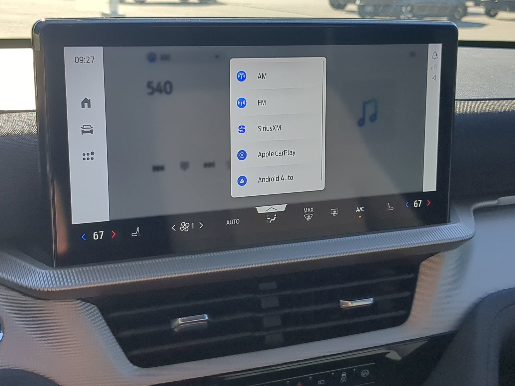 2027 Ford Explorer Active w/200A Pkg