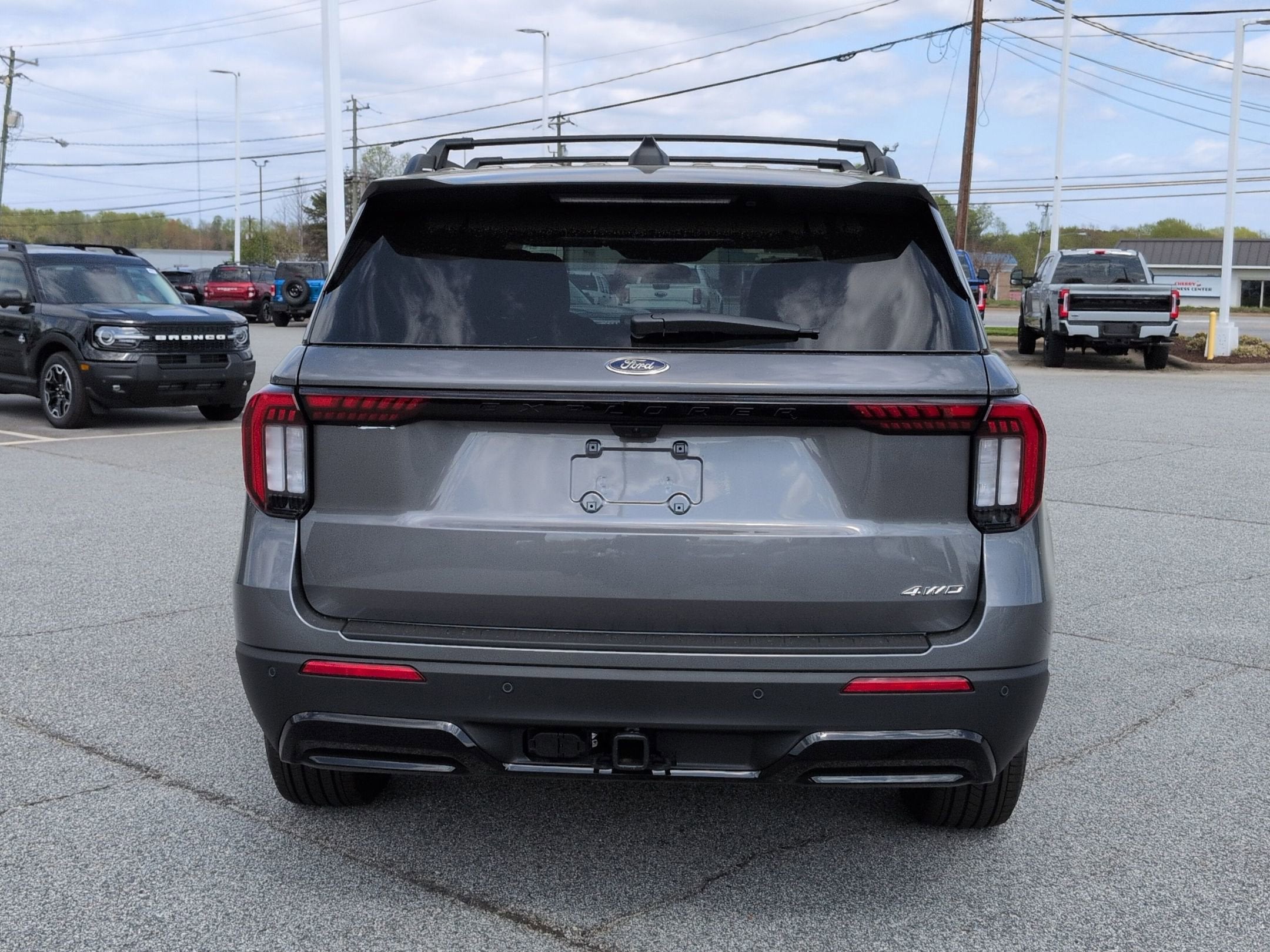 2026 Ford Explorer ST-Line