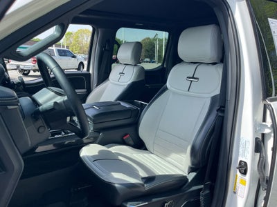 2025 Ford F-150 Lightning Platinum