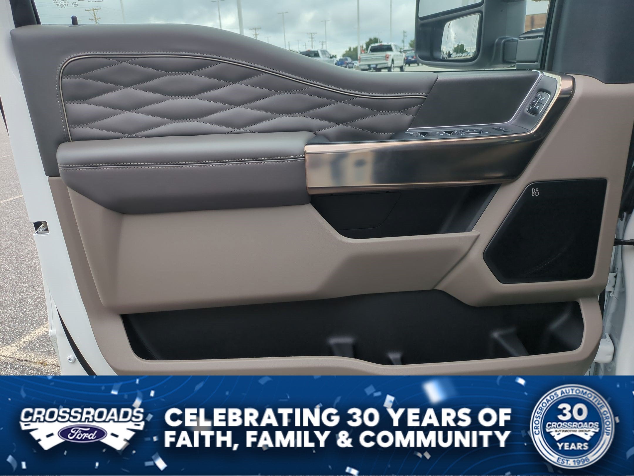 2026 Ford Super Duty F-250 SRW Platinum Plus