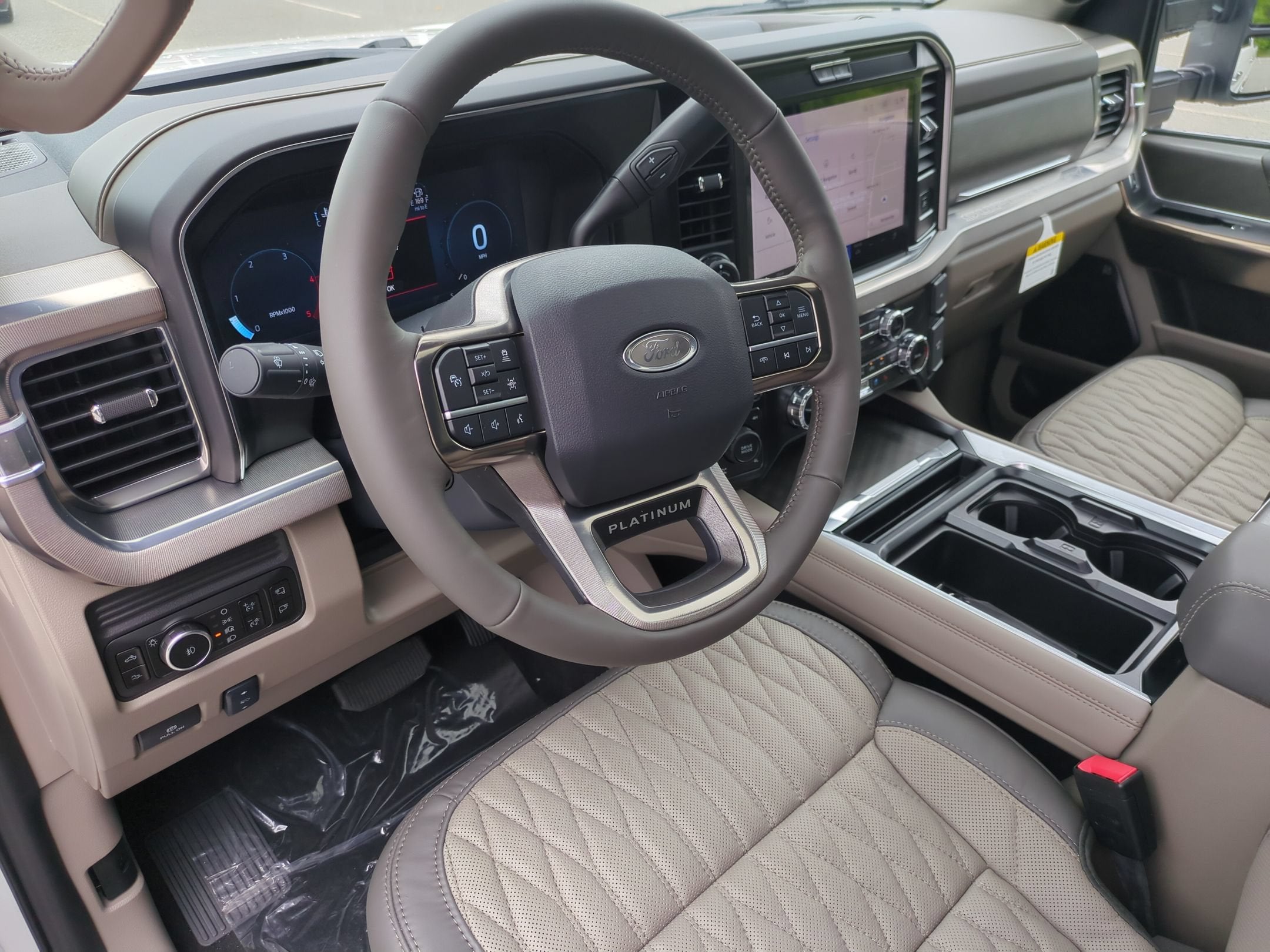 2026 Ford Super Duty F-250 SRW Platinum Plus