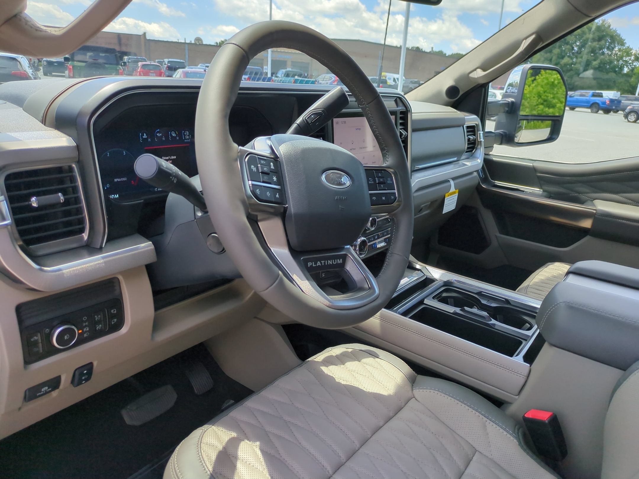 2026 Ford Super Duty F-250 SRW Platinum Plus