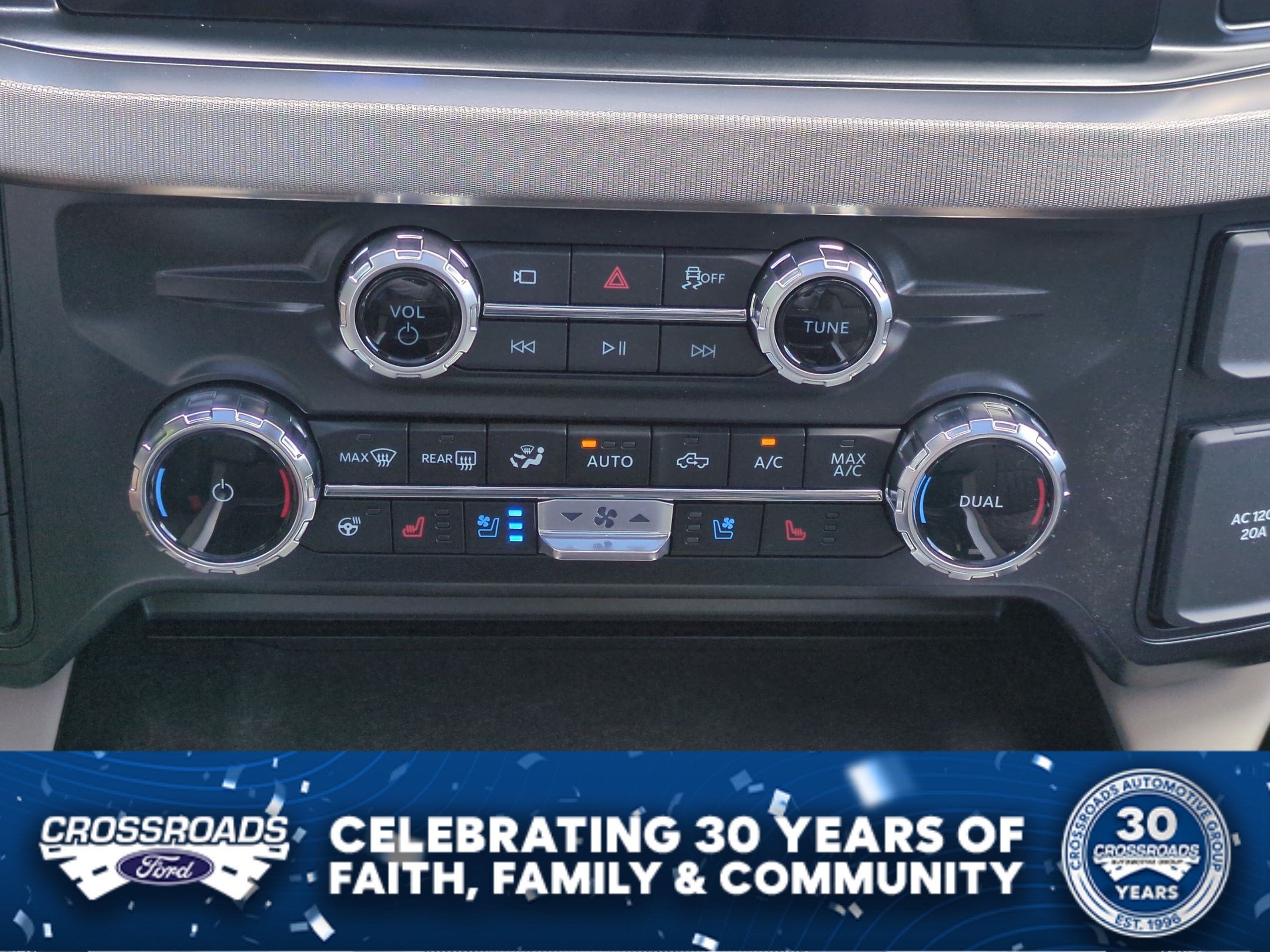 2026 Ford Super Duty F-250 SRW Platinum Plus