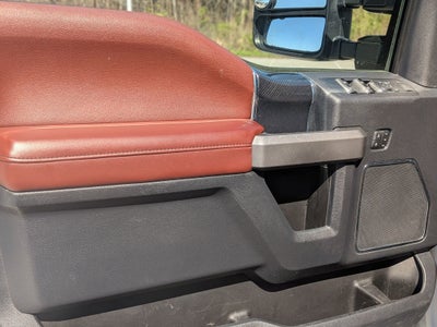 2022 Ford Super Duty F-350 SRW Platinum