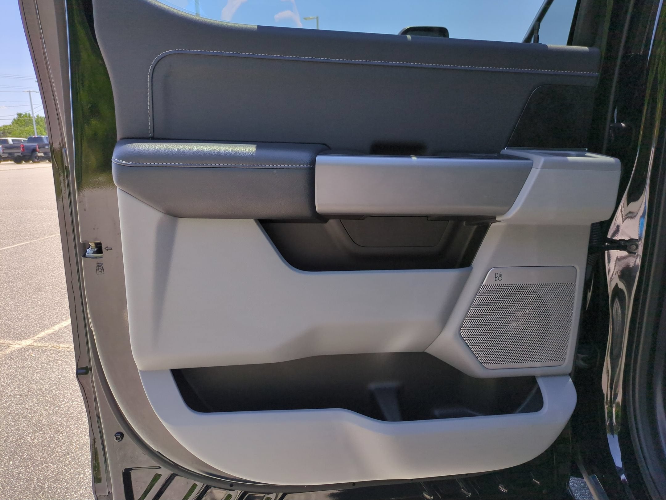 2024 Ford Super Duty F-350 SRW XLT