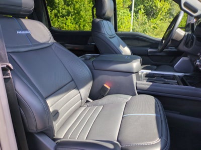2025 Ford Super Duty F-450 DRW Platinum