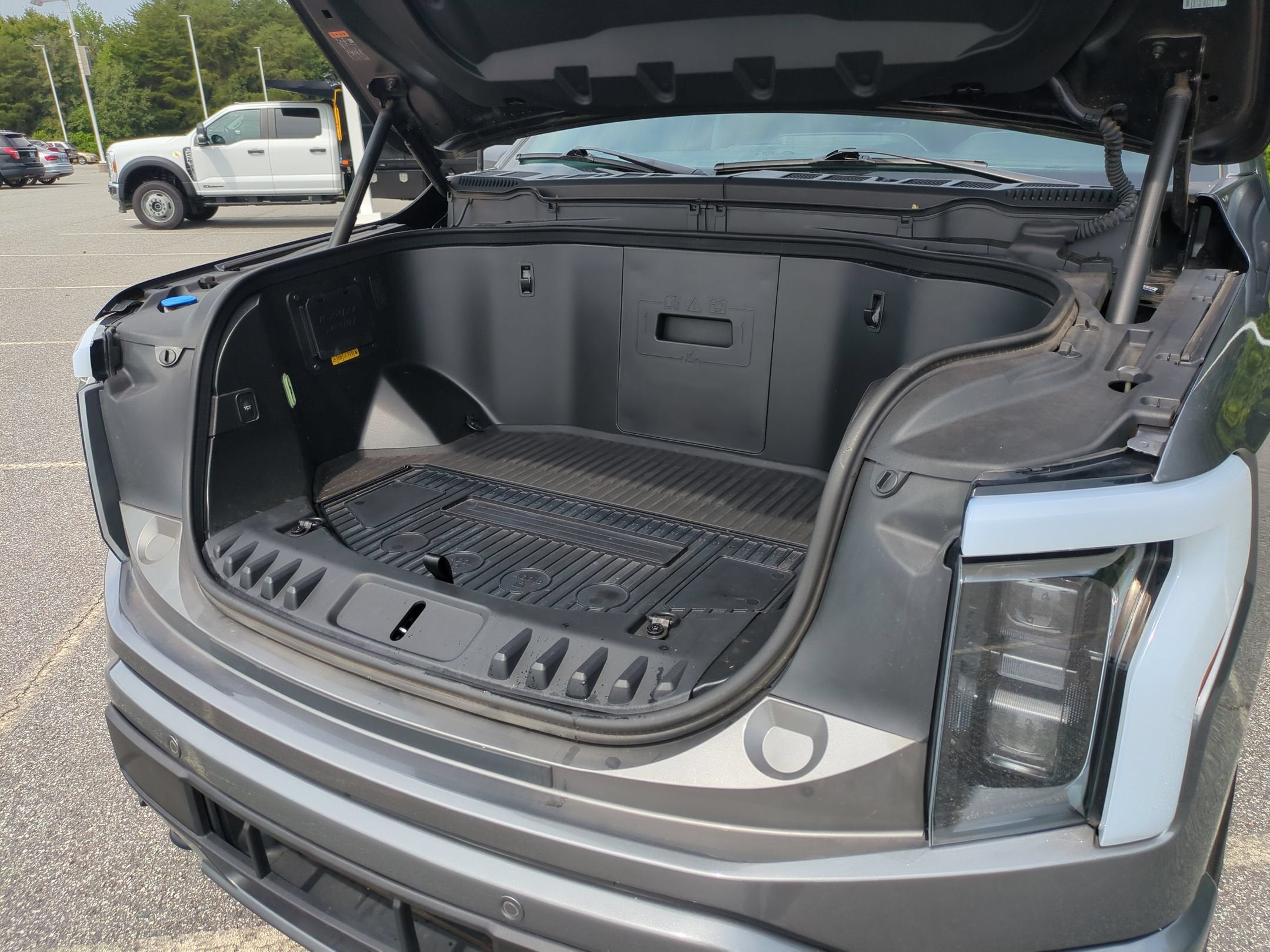 2023 Ford F-150 Lightning XLT