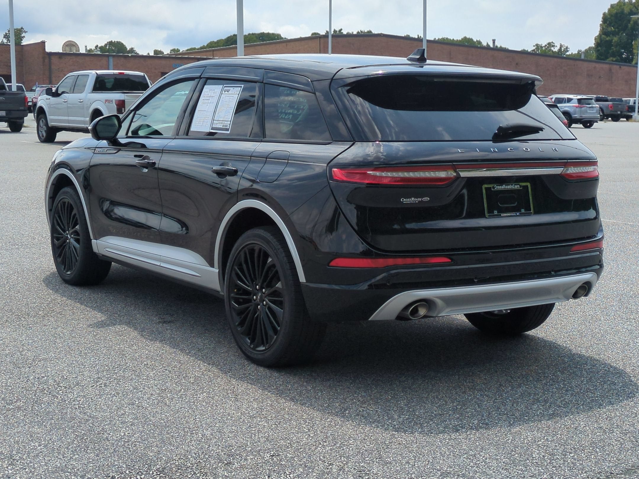 2023 Lincoln Corsair Standard