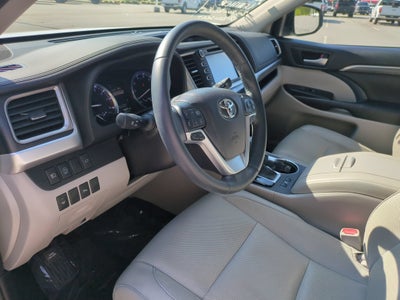2017 Toyota Highlander Limited
