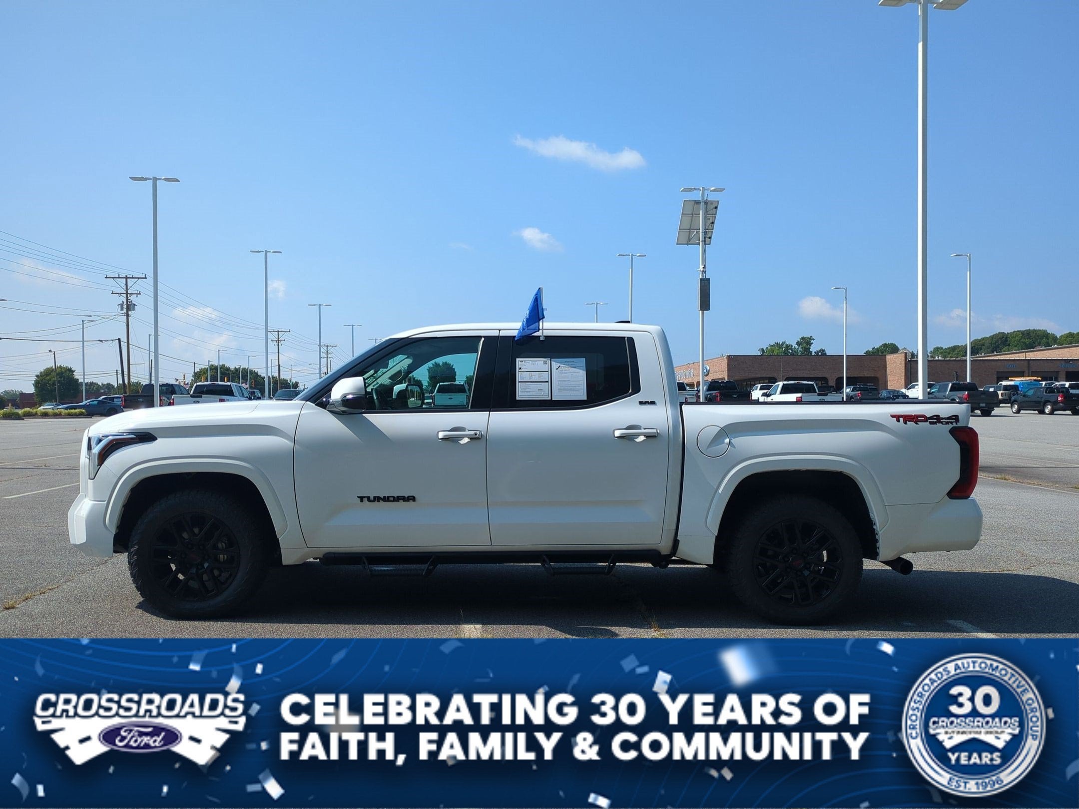 2023 Toyota Tundra 4WD SR5