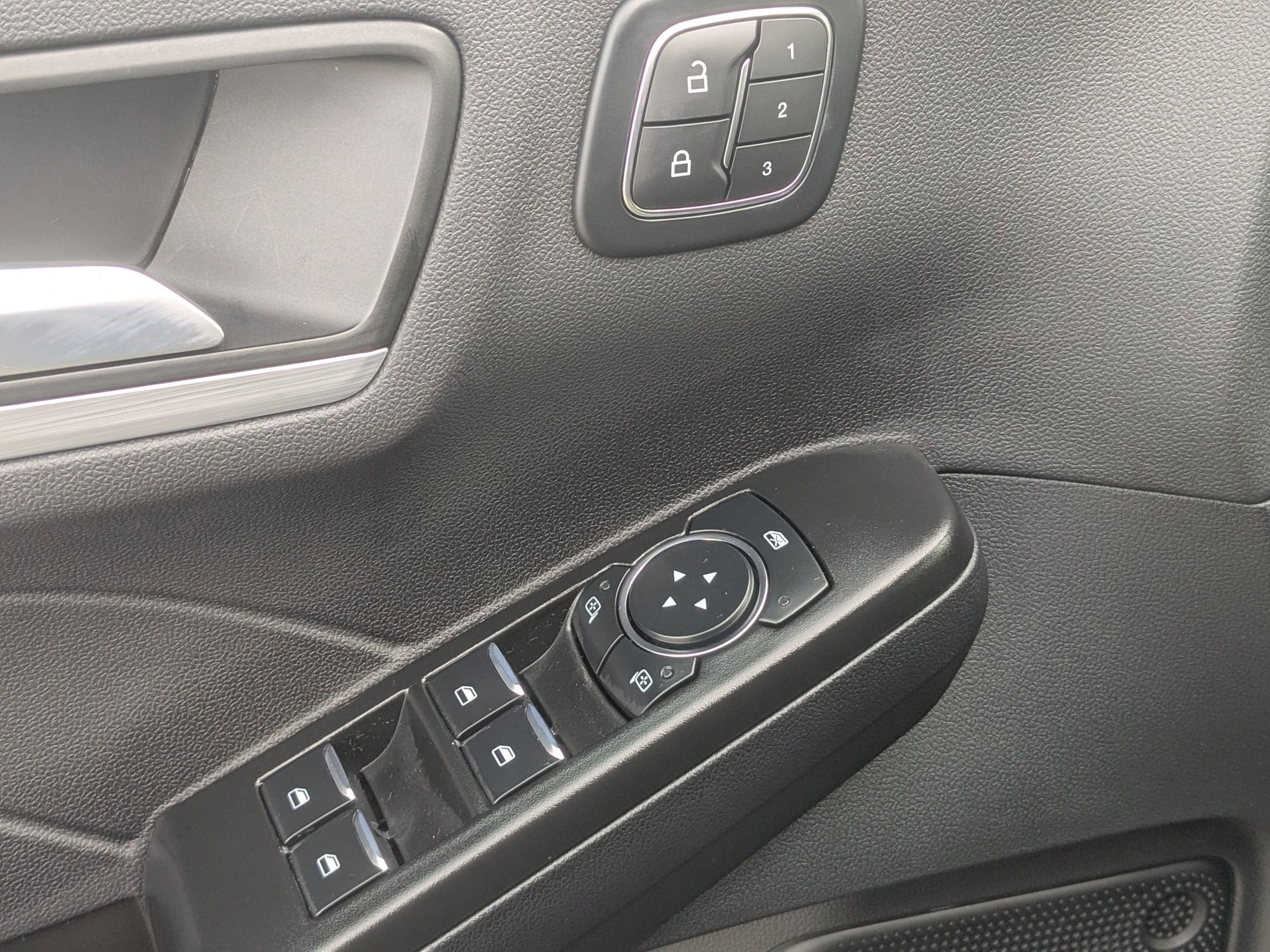 2026 Ford Escape Platinum