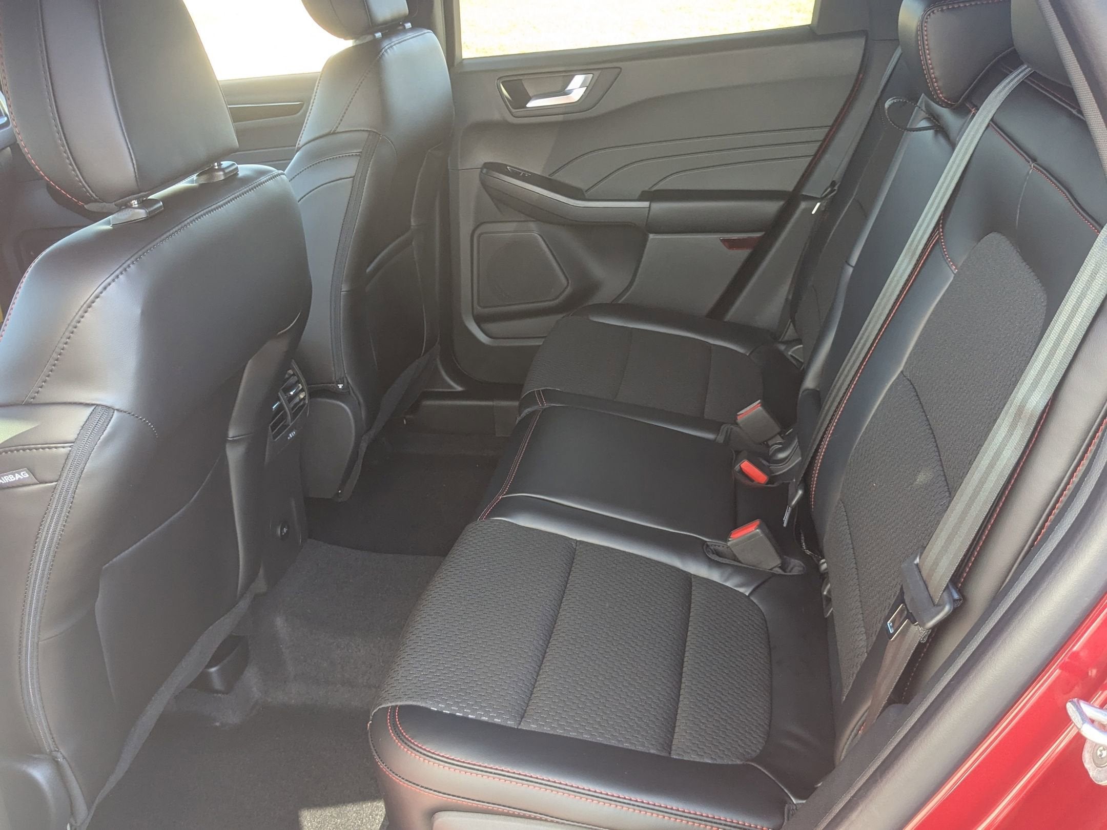 2026 Ford Escape ST-Line Select