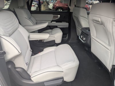 2025 Ford Expedition Max Platinum