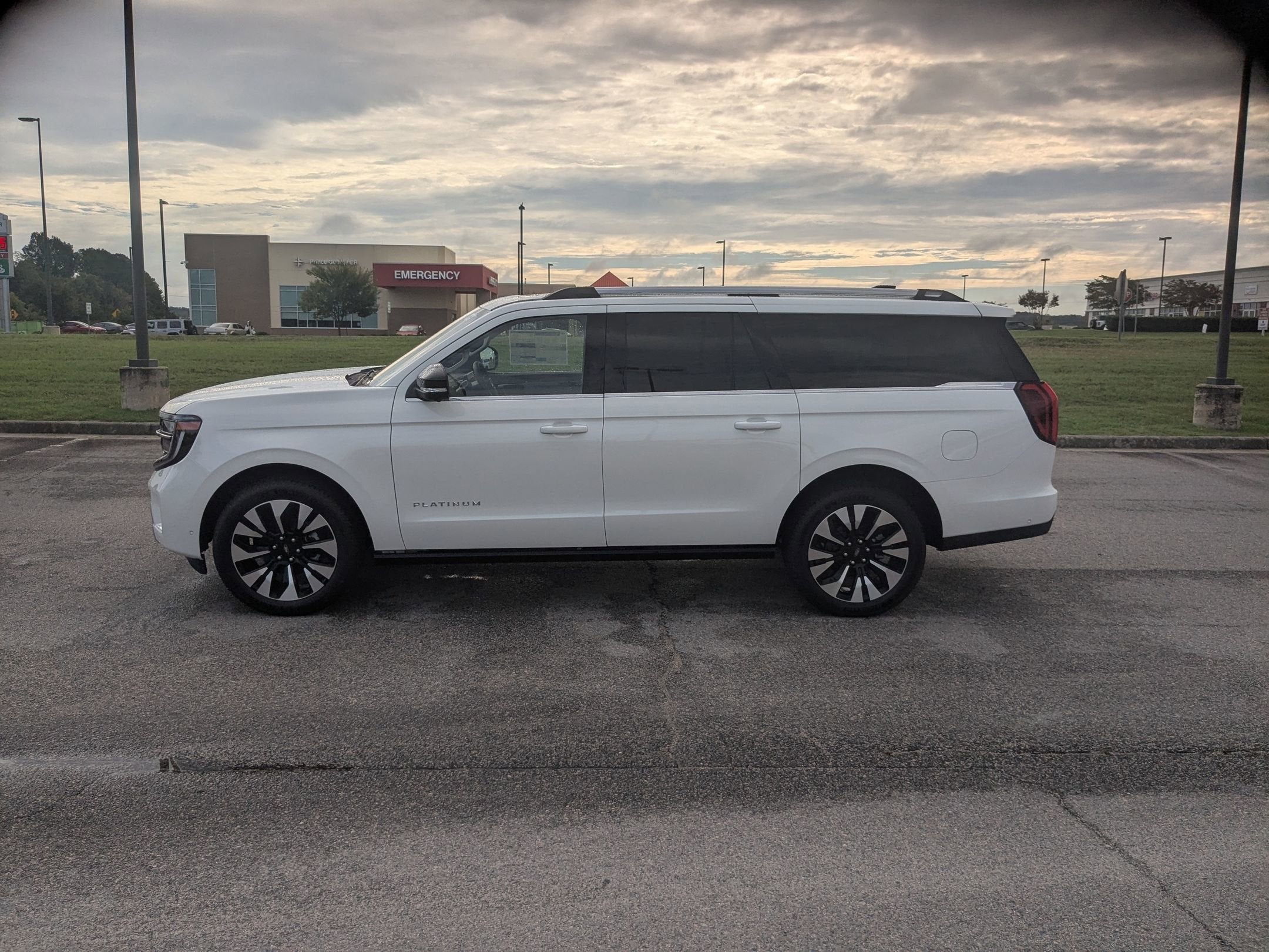 2025 Ford Expedition Max Platinum