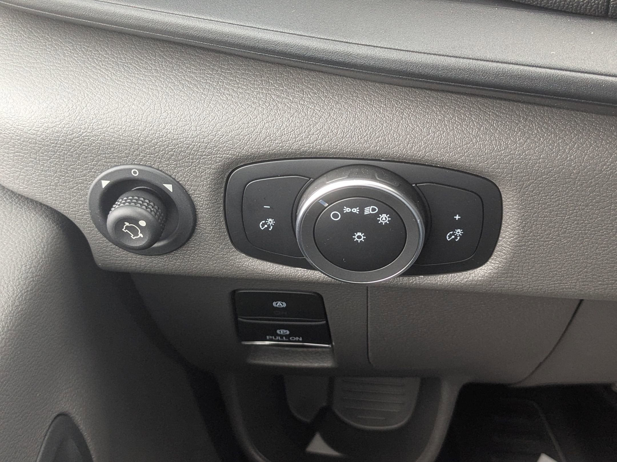 2025 Ford Transit Cargo Van Base