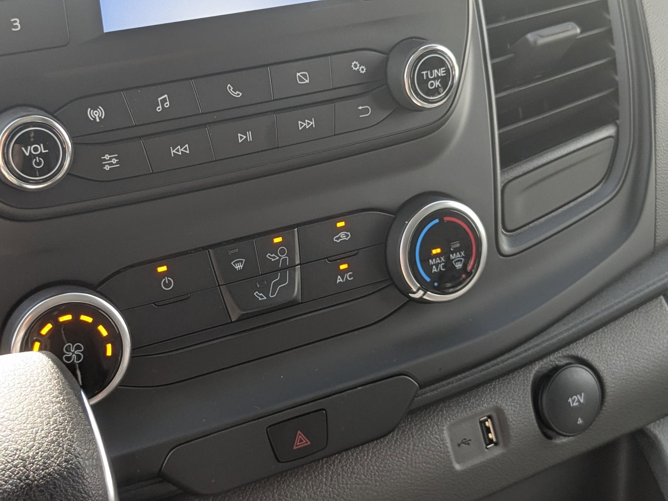 2025 Ford Transit Cargo Van Base