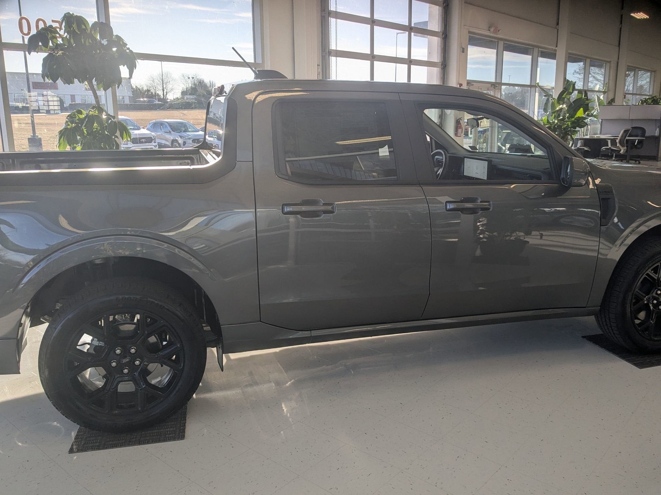 2026 Ford Maverick Lobo Standard