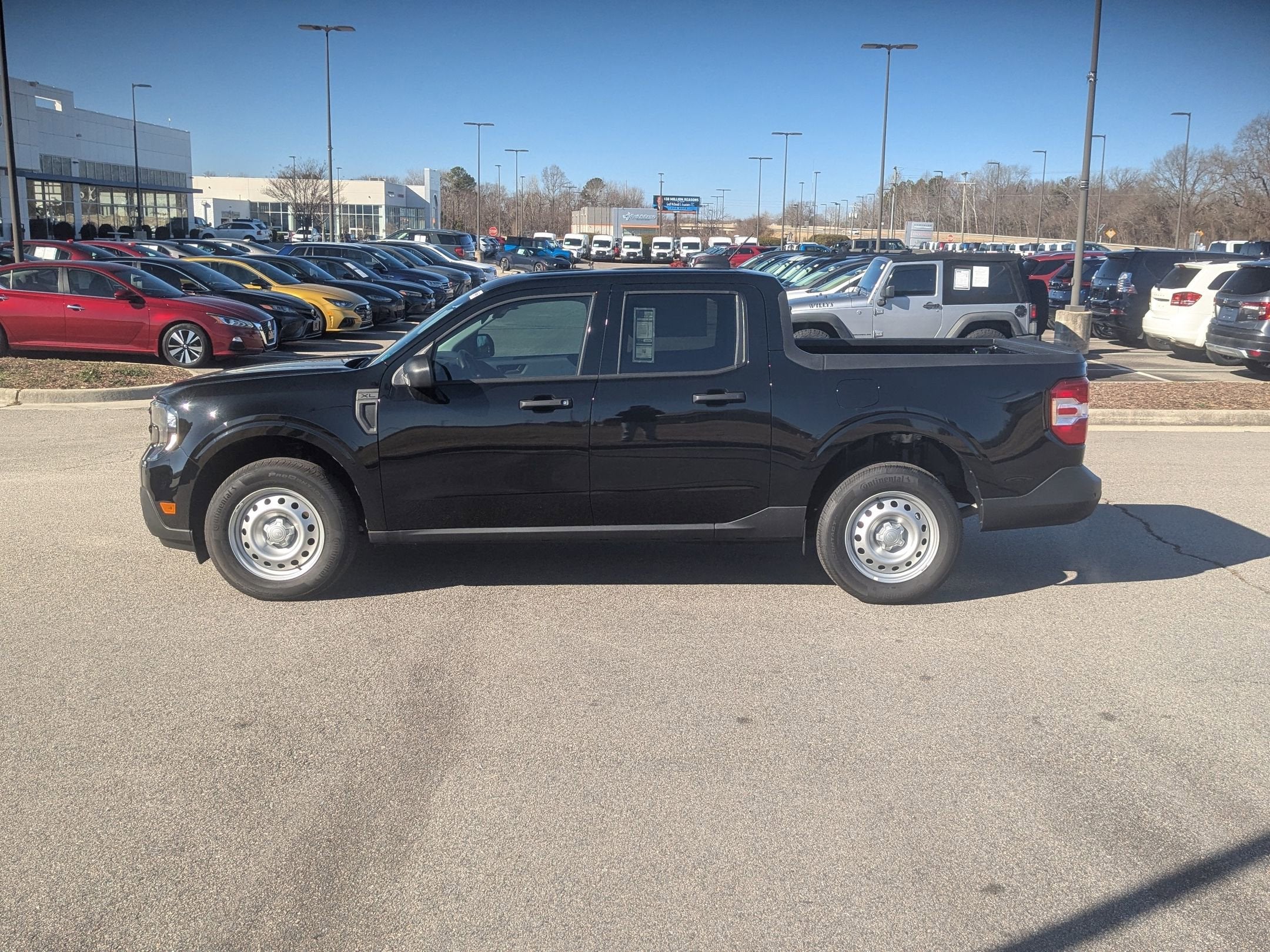 2025 Ford Maverick XL