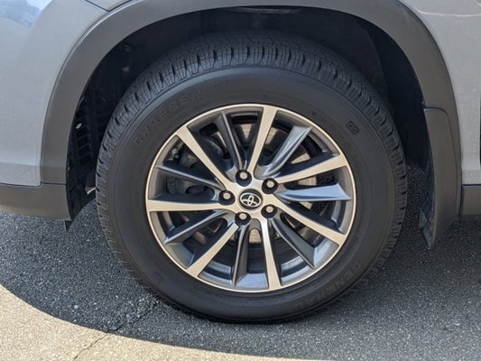 2019 Toyota Highlander XLE in Apex, NC, NC - Crossroads Cars