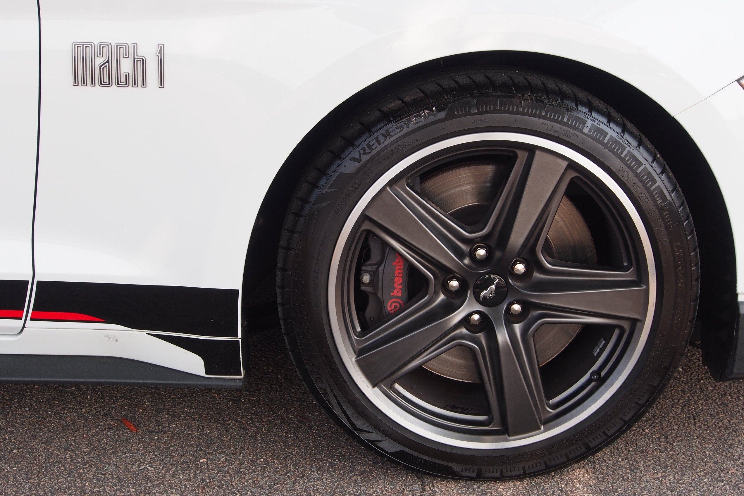 2023 Ford Mustang Mach 1