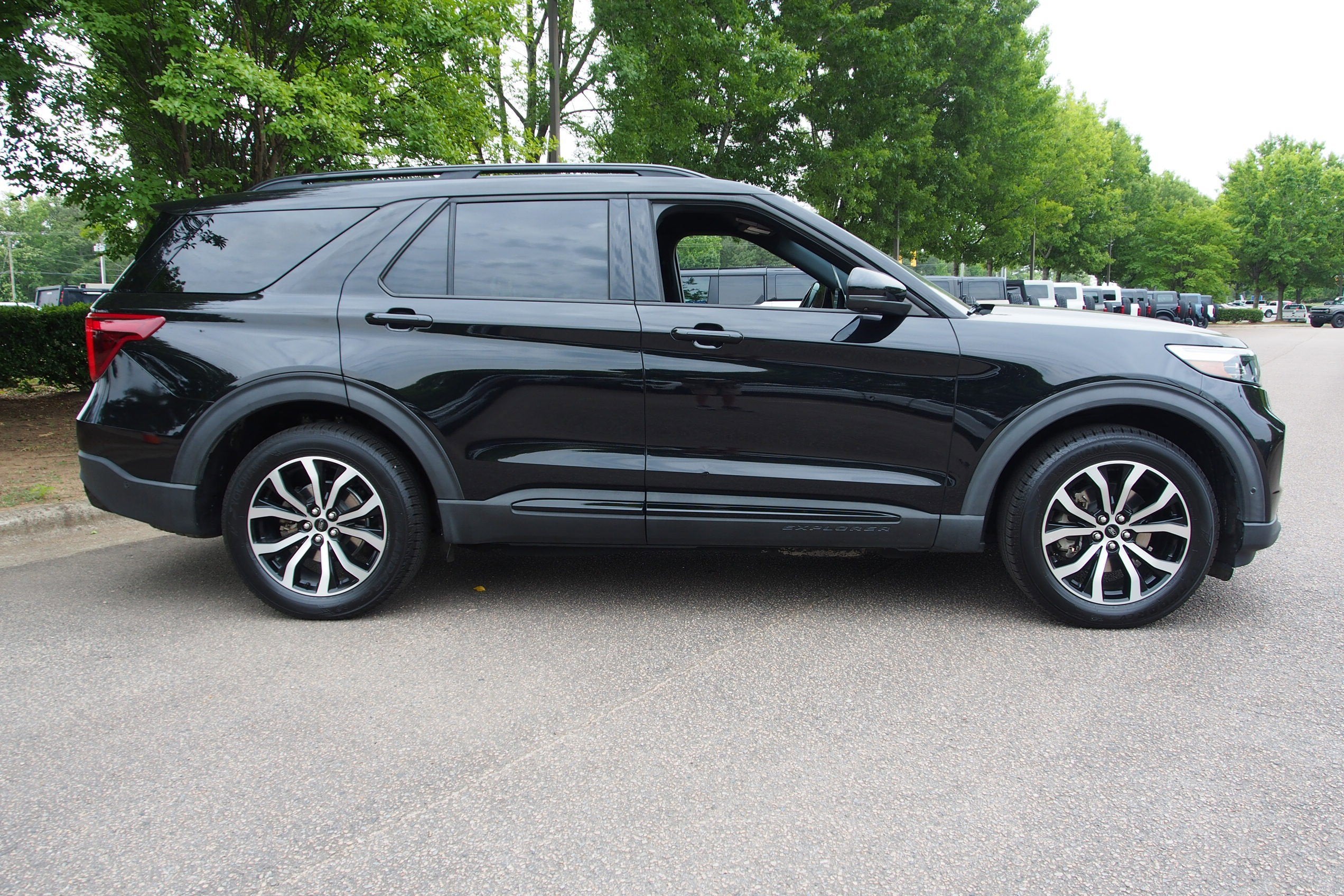 2020 Ford Explorer ST