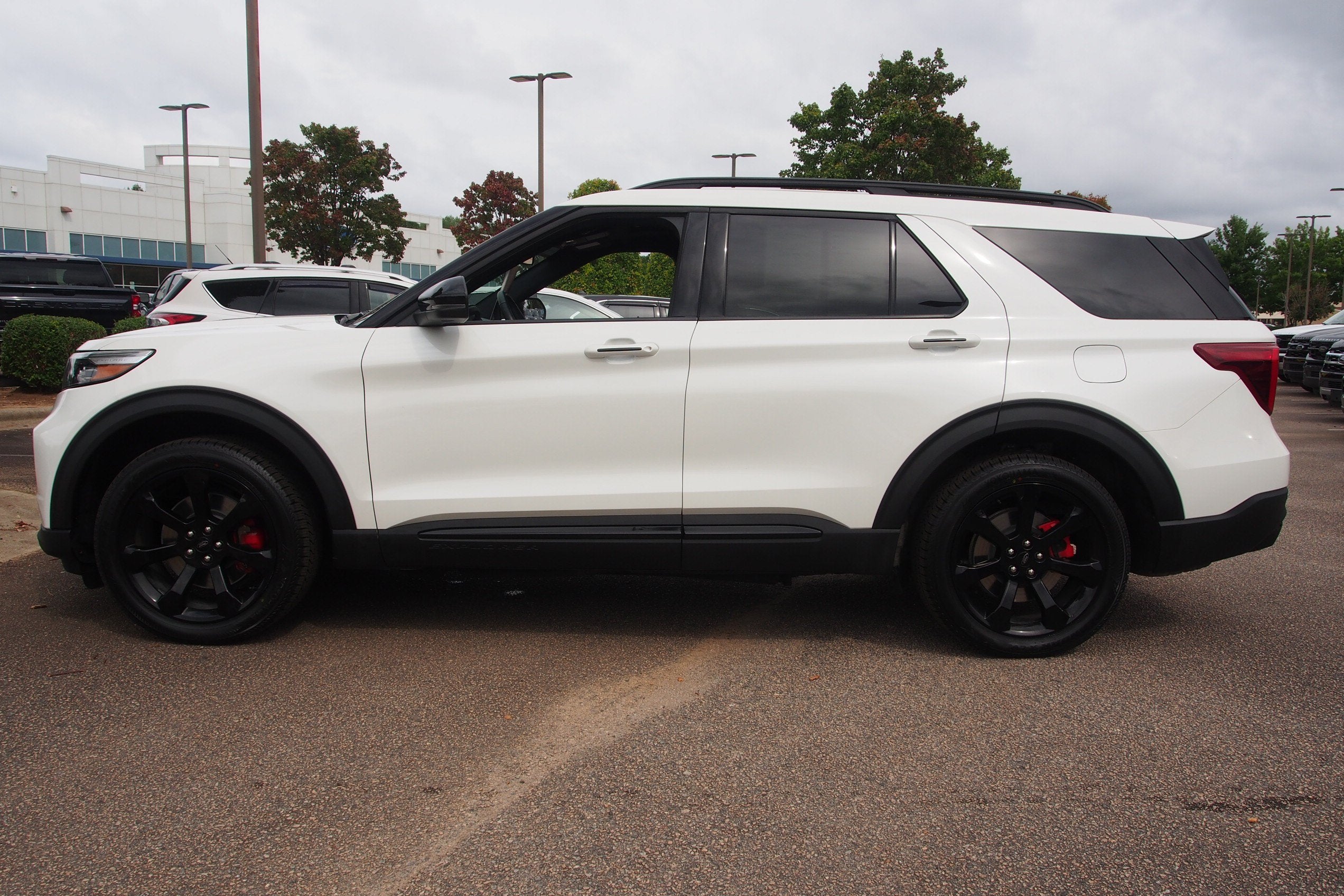 2024 Ford Explorer ST