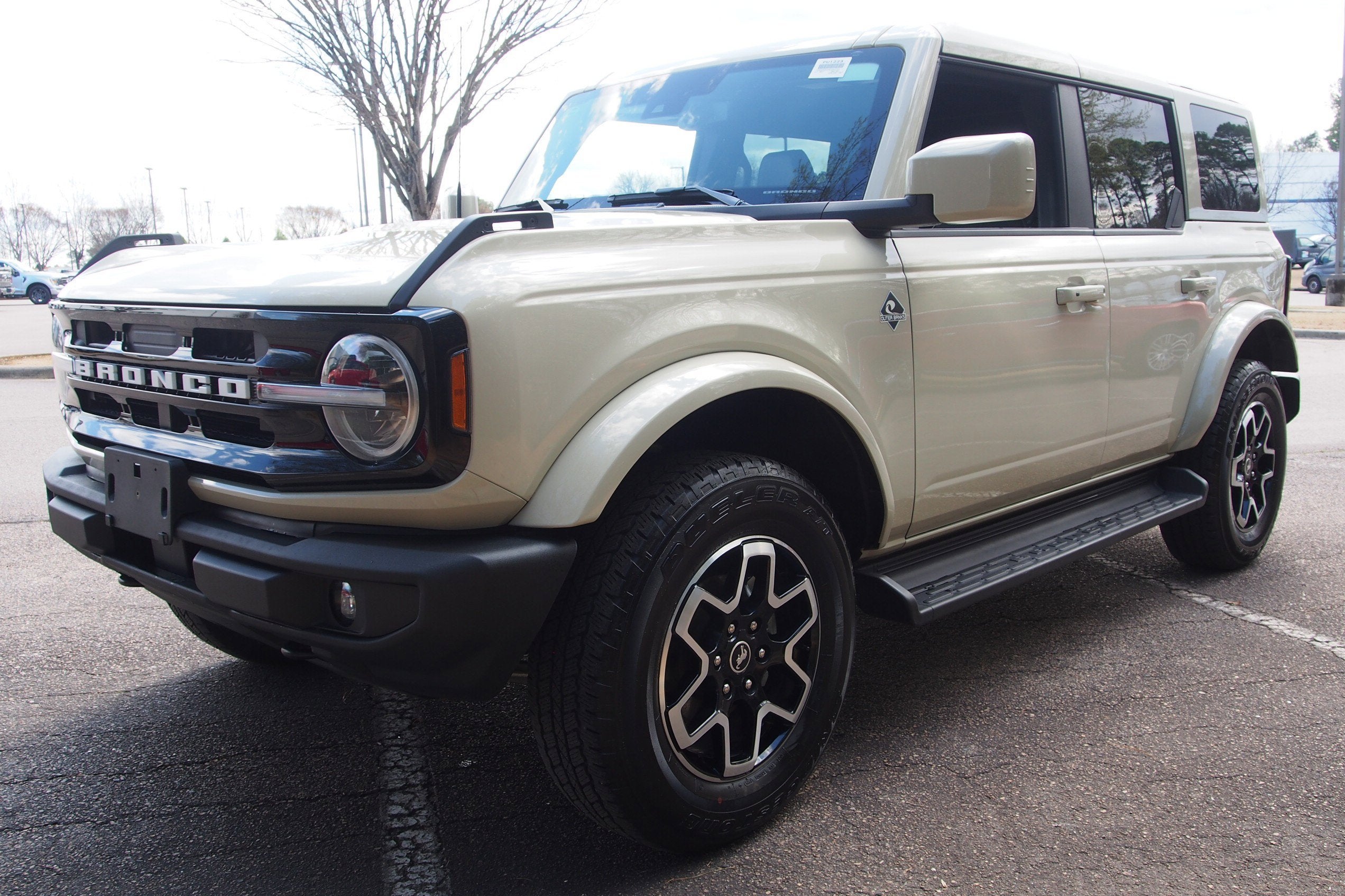2025 Ford Bronco Outer Banks