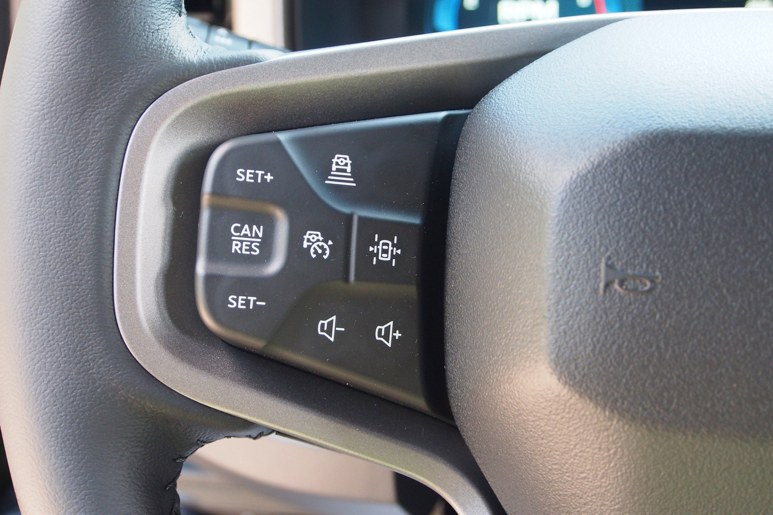 2025 Ford Bronco Outer Banks - Crossroads Courtesy Demo