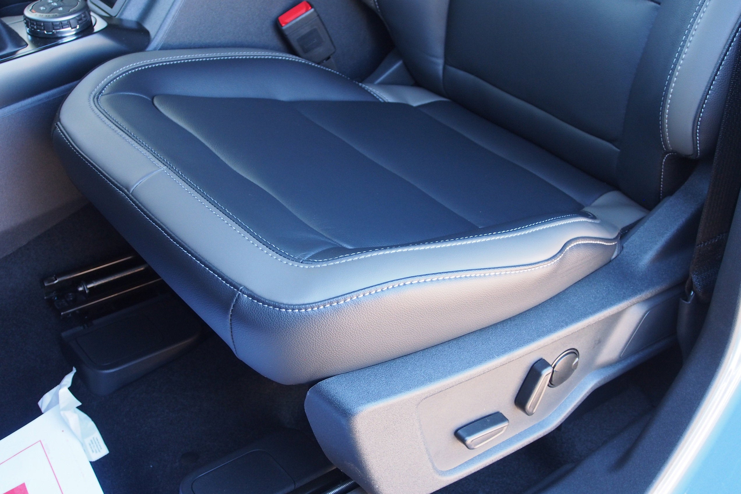 2025 Ford Bronco Outer Banks - Crossroads Courtesy Demo