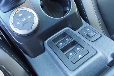 2025 Ford Bronco Outer Banks - Crossroads Courtesy Demo