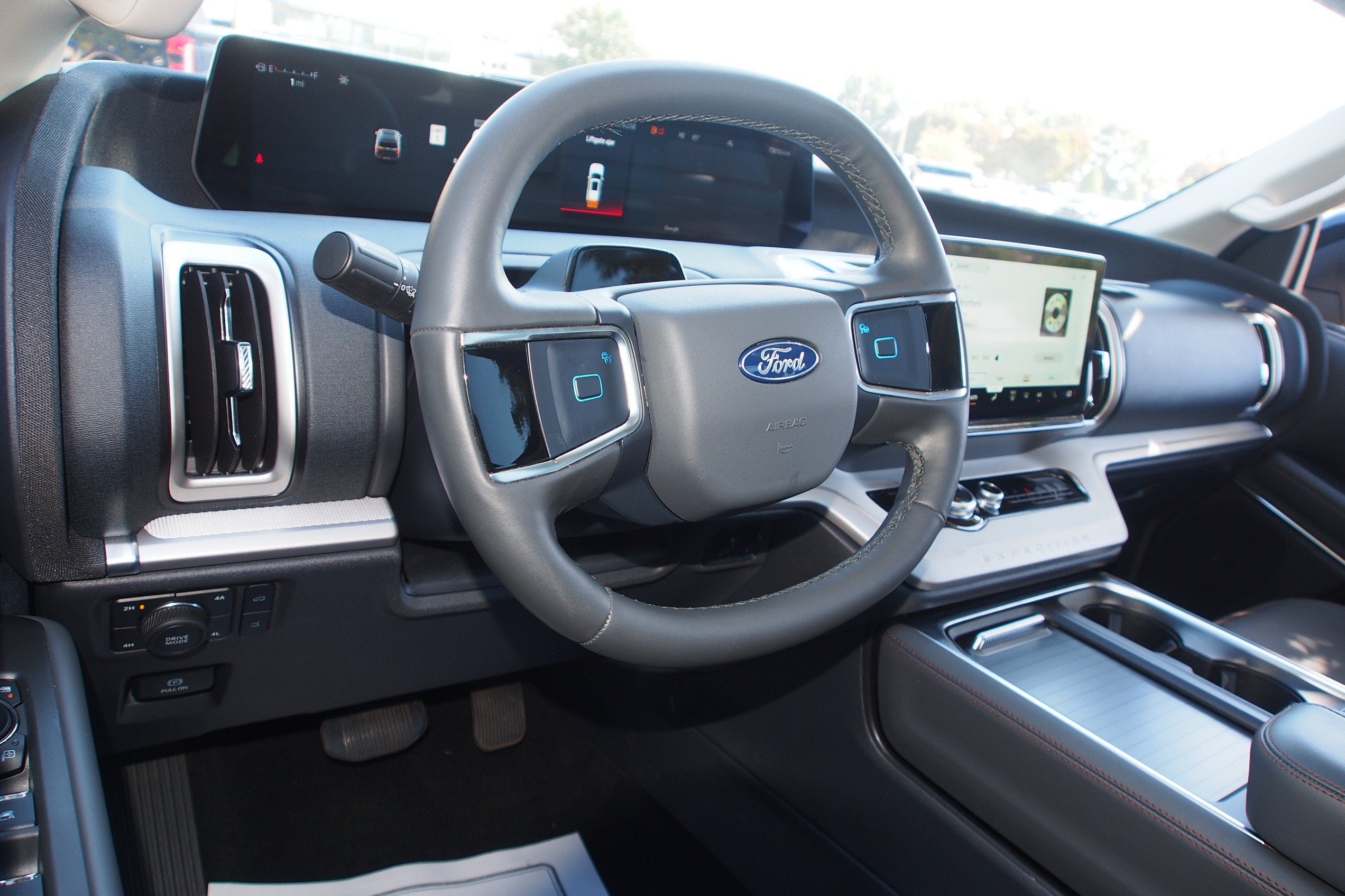 2025 Ford Expedition Max Active