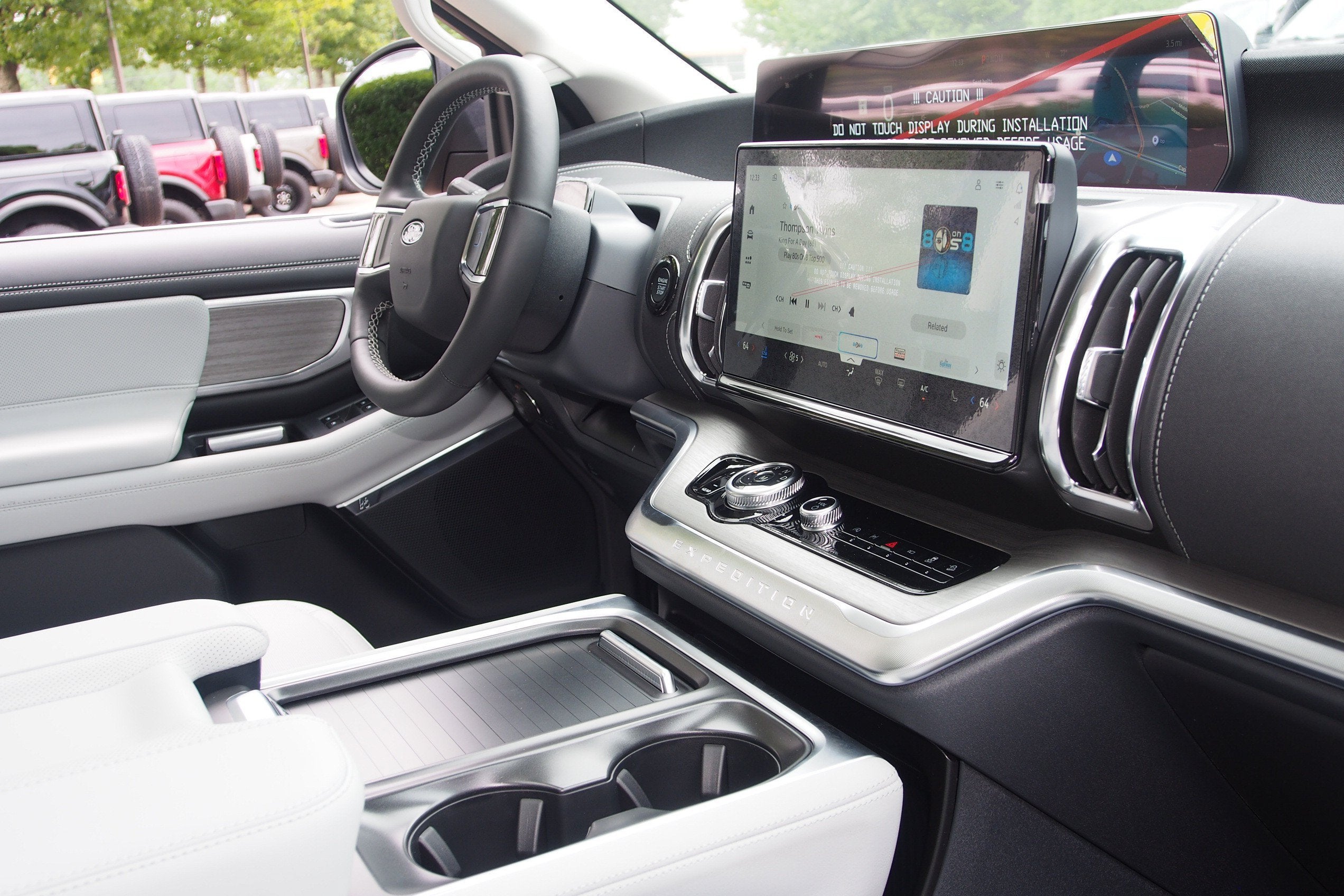 2027 Ford Expedition Max Platinum