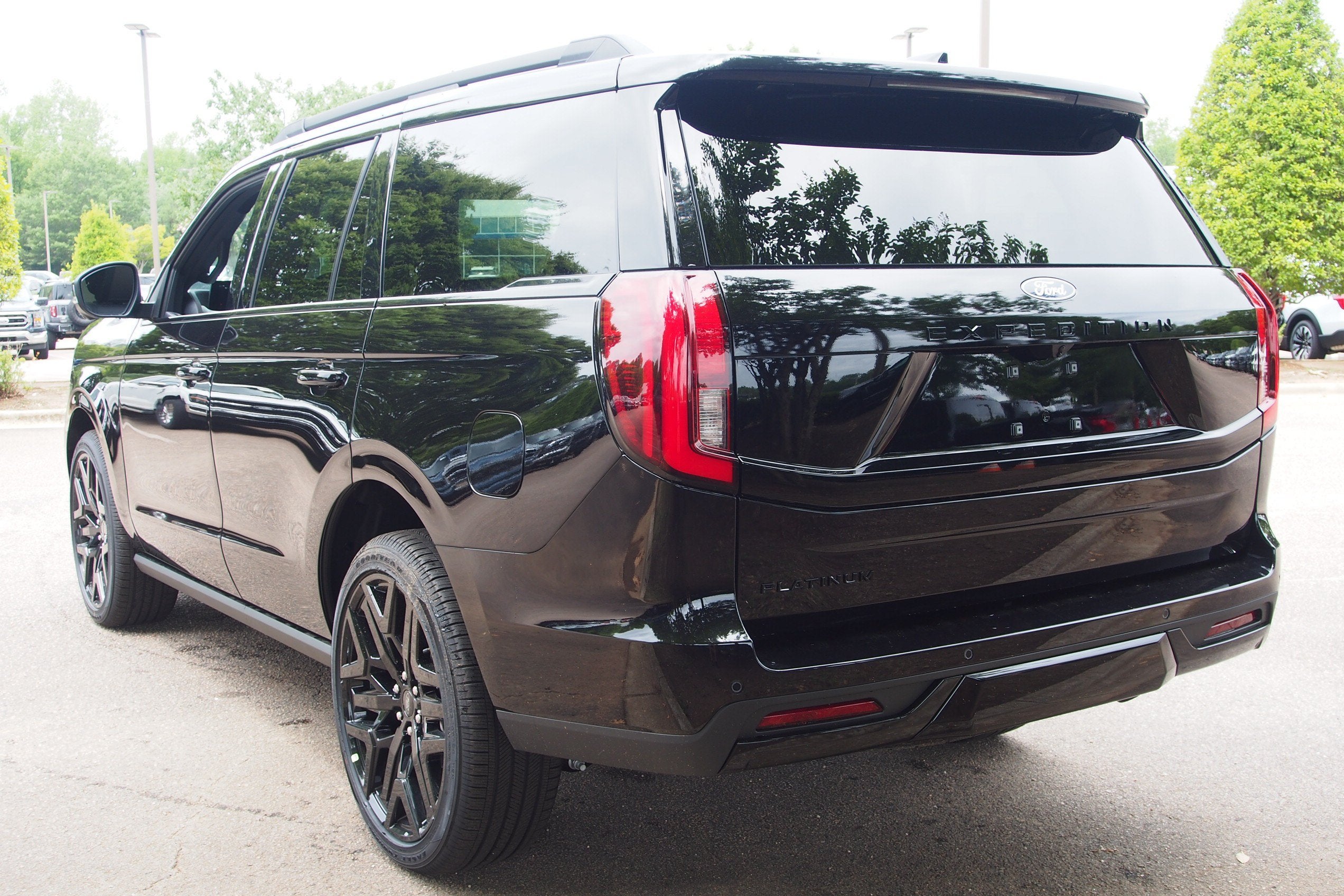 2027 Ford Expedition Platinum