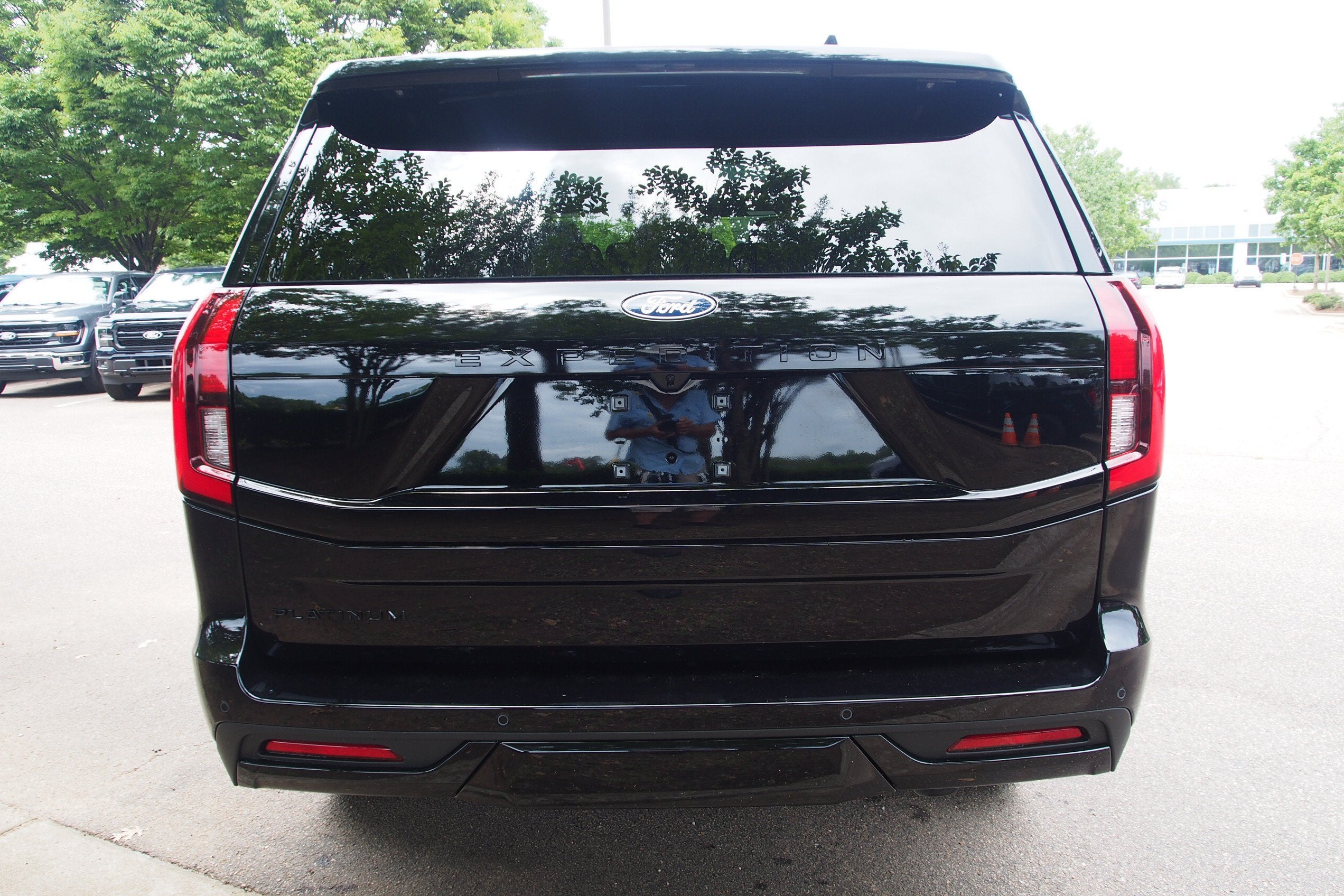 2027 Ford Expedition Platinum