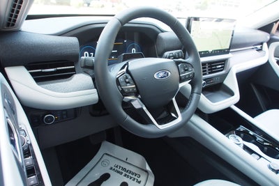 2026 Ford Explorer Platinum - Crossroads Courtesy Demo