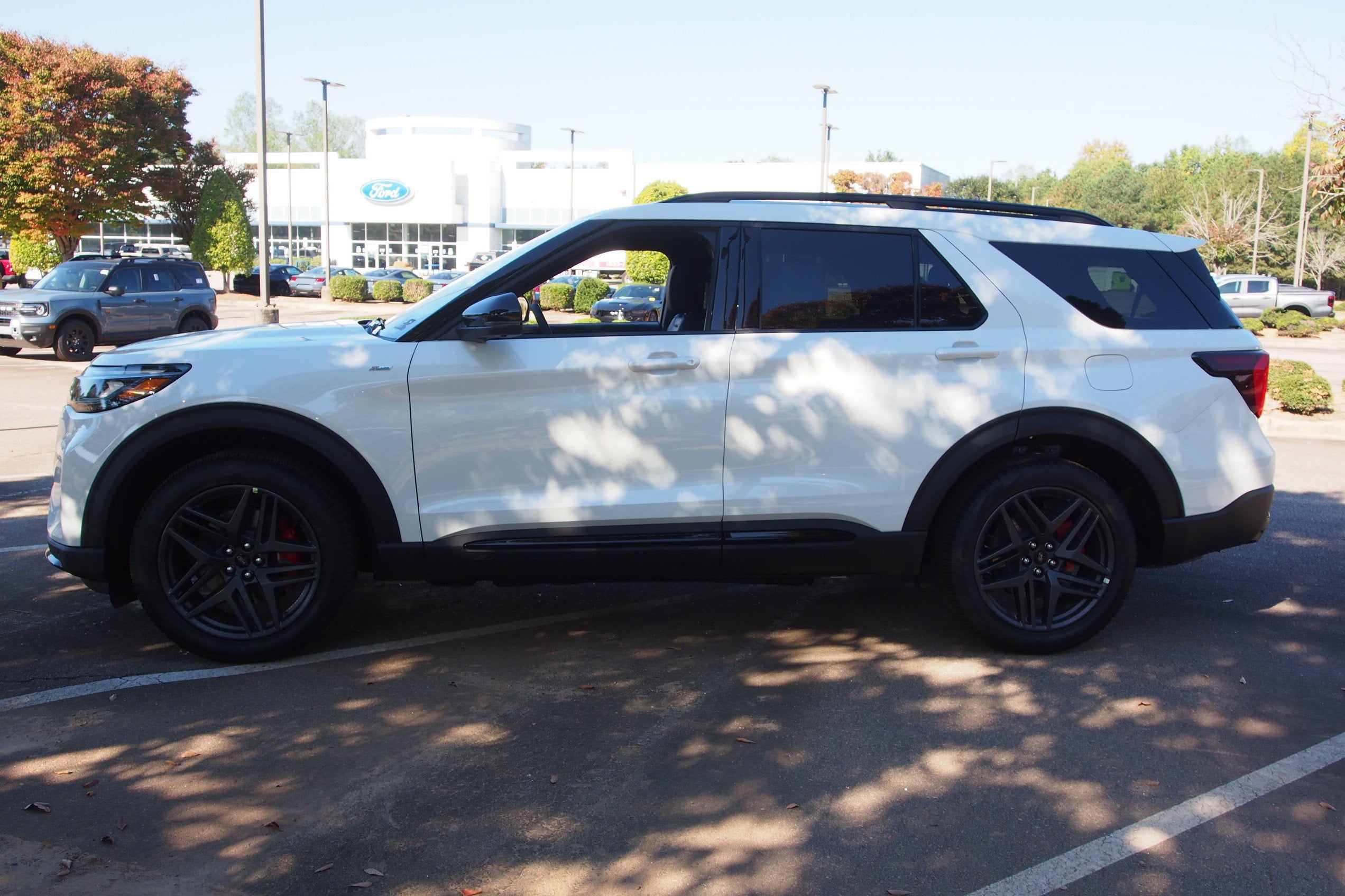 2027 Ford Explorer ST-Line