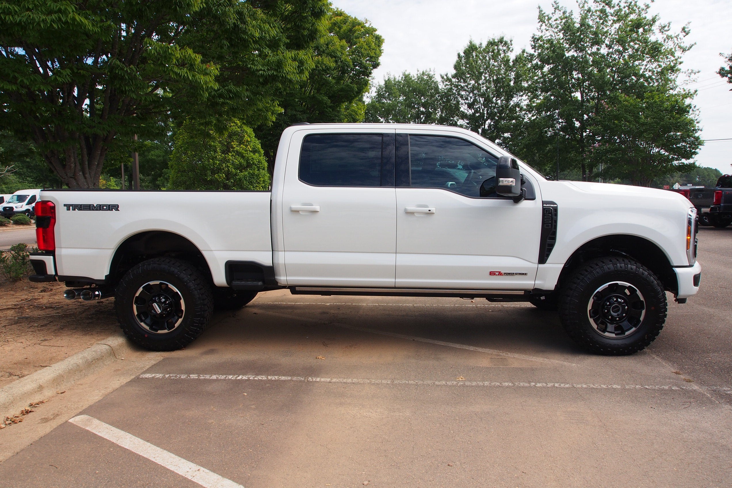 2026 Ford Super Duty F-250 SRW Platinum