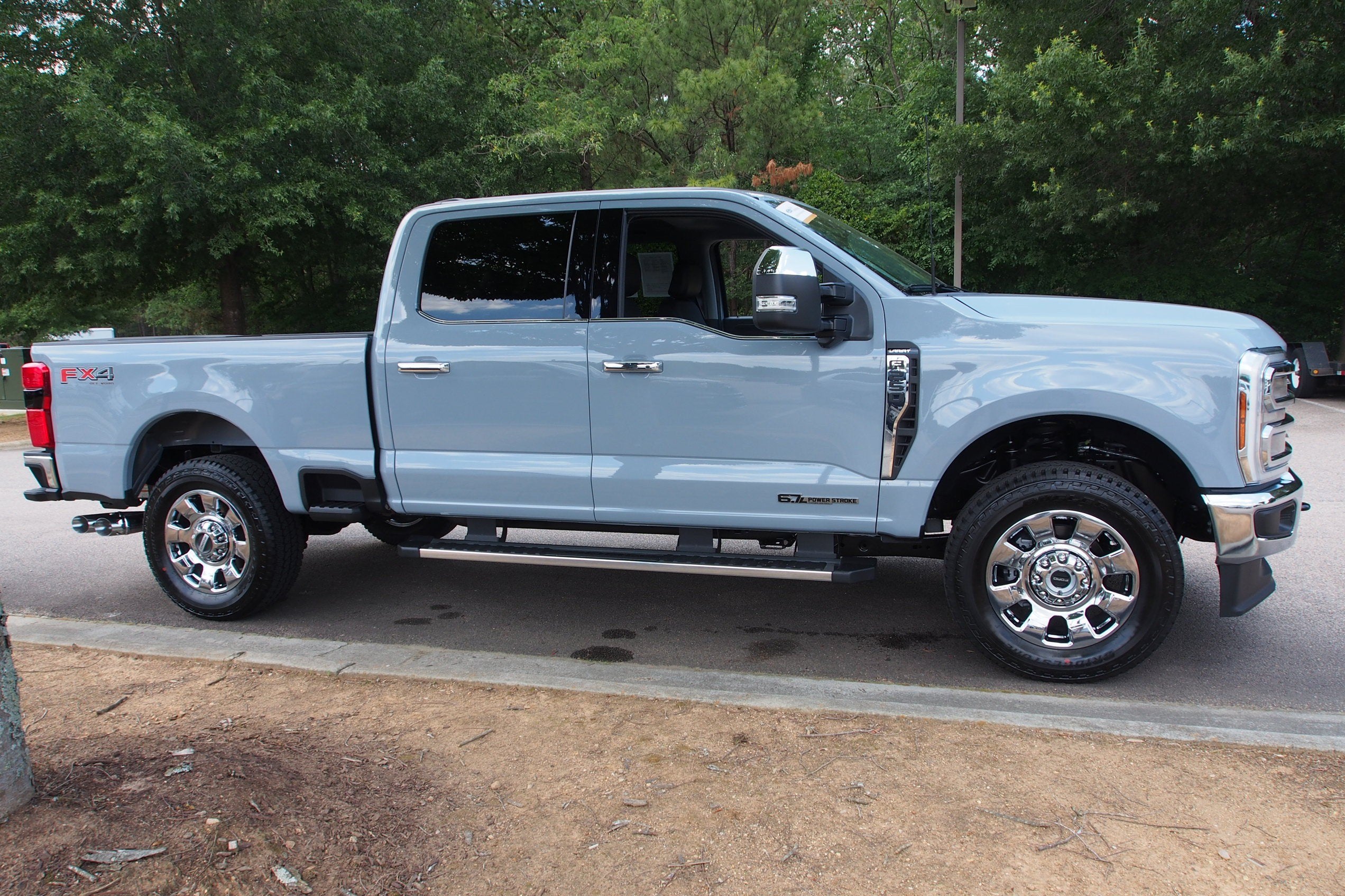 2026 Ford Super Duty F-250 SRW LARIAT