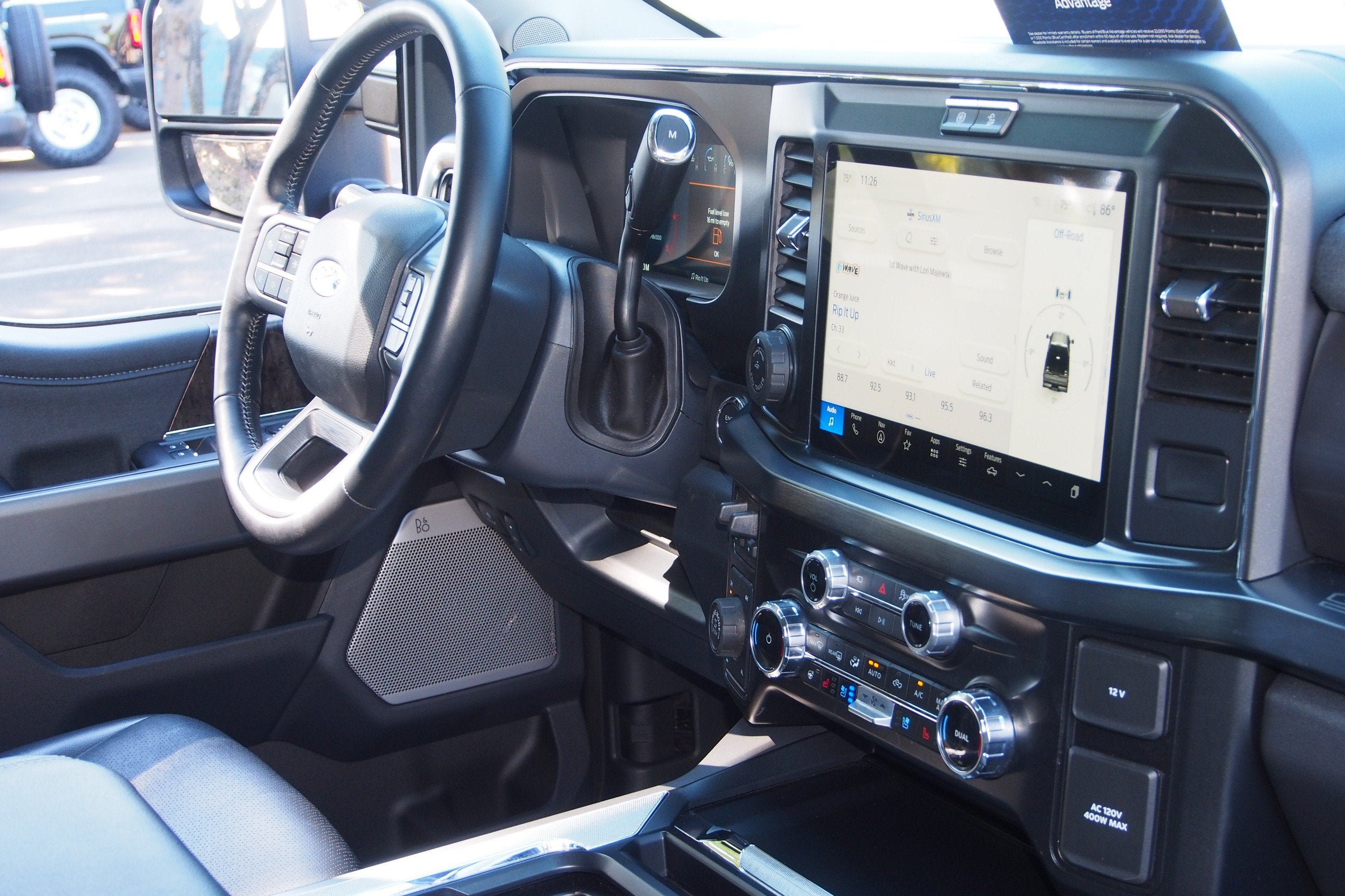 2025 Ford Super Duty F-350 SRW LARIAT