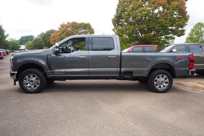 2027 Ford Super Duty F-350 SRW LARIAT