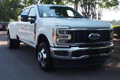 2026 Ford Super Duty F-350 DRW LARIAT