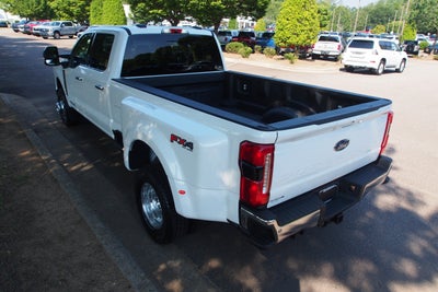 2026 Ford Super Duty F-350 DRW LARIAT