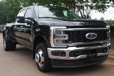 2026 Ford Super Duty F-350 DRW LARIAT